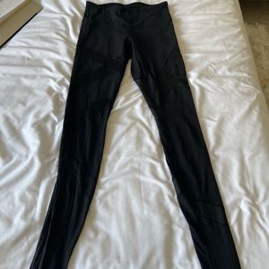 Wunder Under stirrup leggings